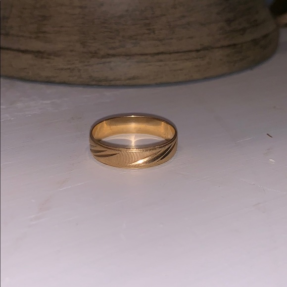 Jewelry - 14kt gold ring